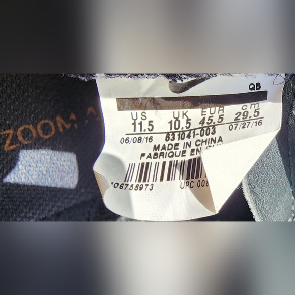 NIKE SB ZOOM SUEDE SNEAKER SIZE 11.5, COLOR BLACK - Picture 4 of 8